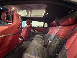 بي ام دبليو الفئة 7